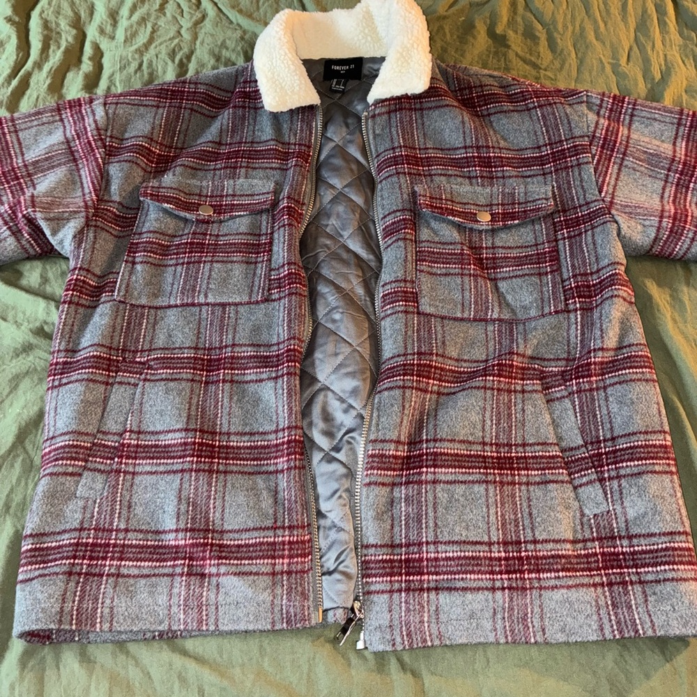 Forever 21 Men's Quilted Gray Jacket